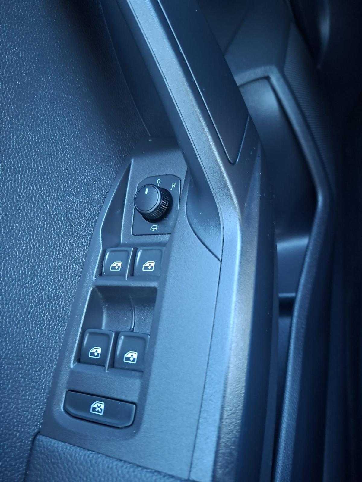 seat-ibiza-2023-gasolina-999cc