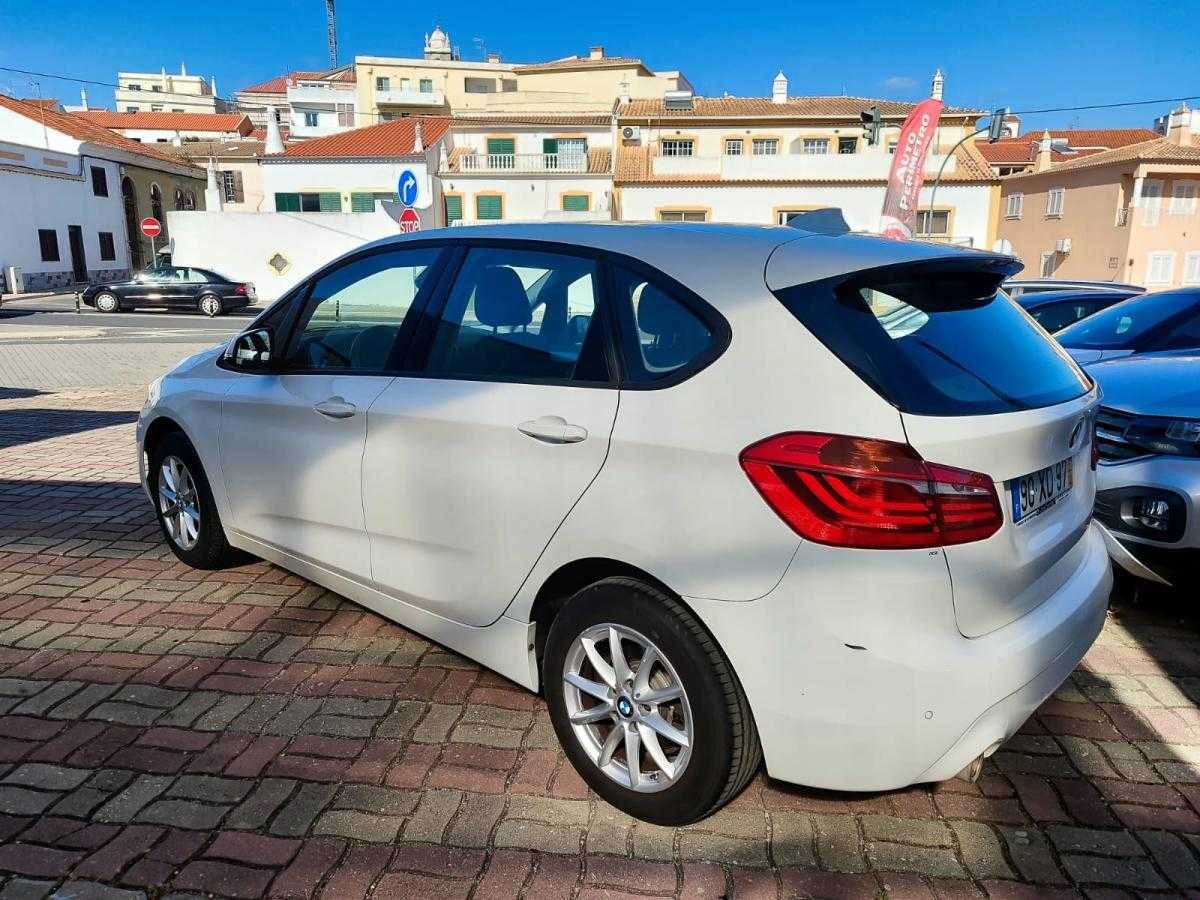bmw-serie-1-2019-diesel-1496cc