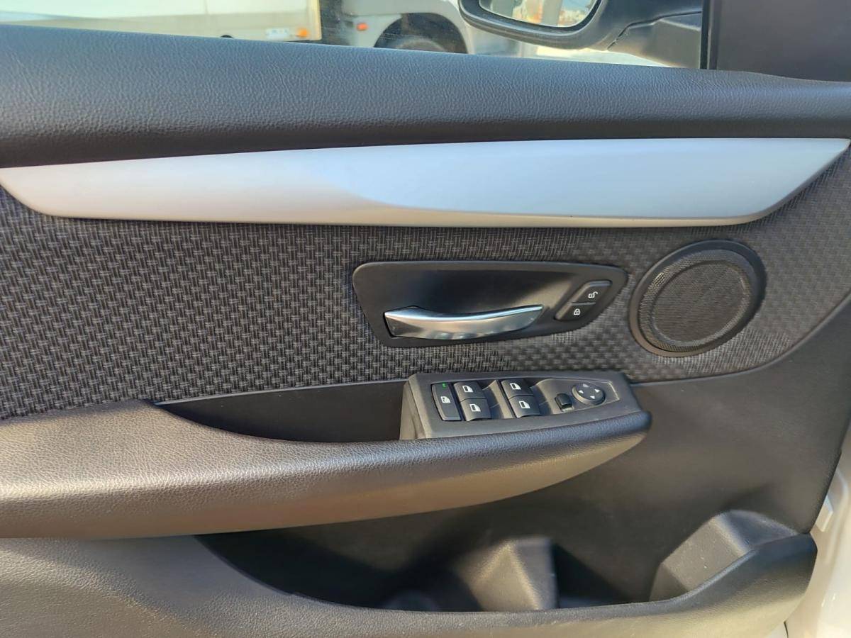 bmw-serie-1-2019-diesel-1496cc