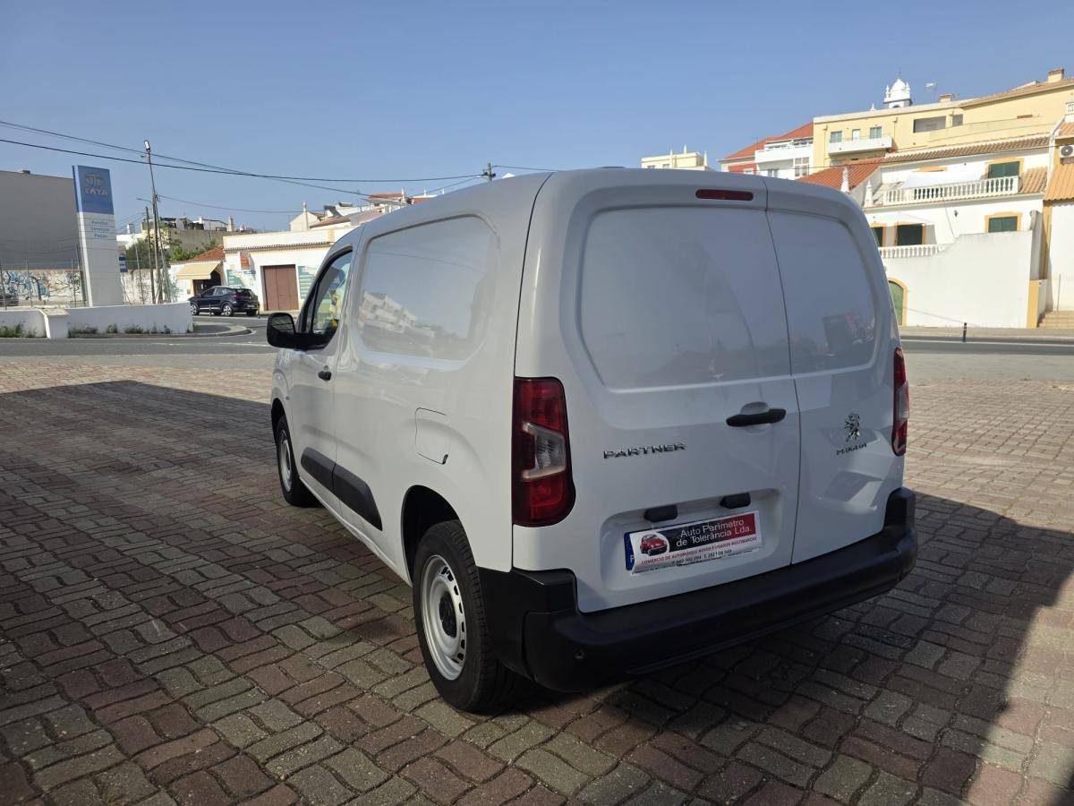 peugeot-partner-2024-diesel-1499cc