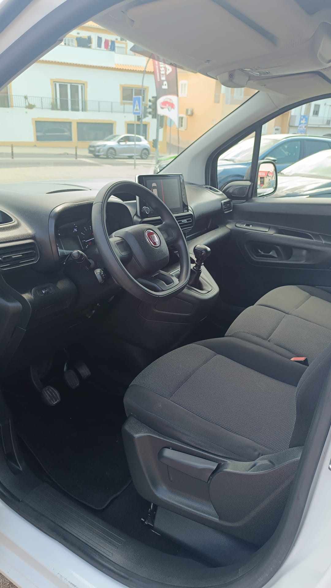 fiat-doblo-2023-diesel-1499cc