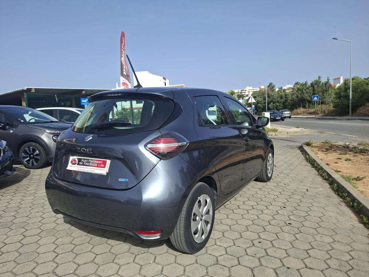 renault-zoe-2021-eletrico-0cc