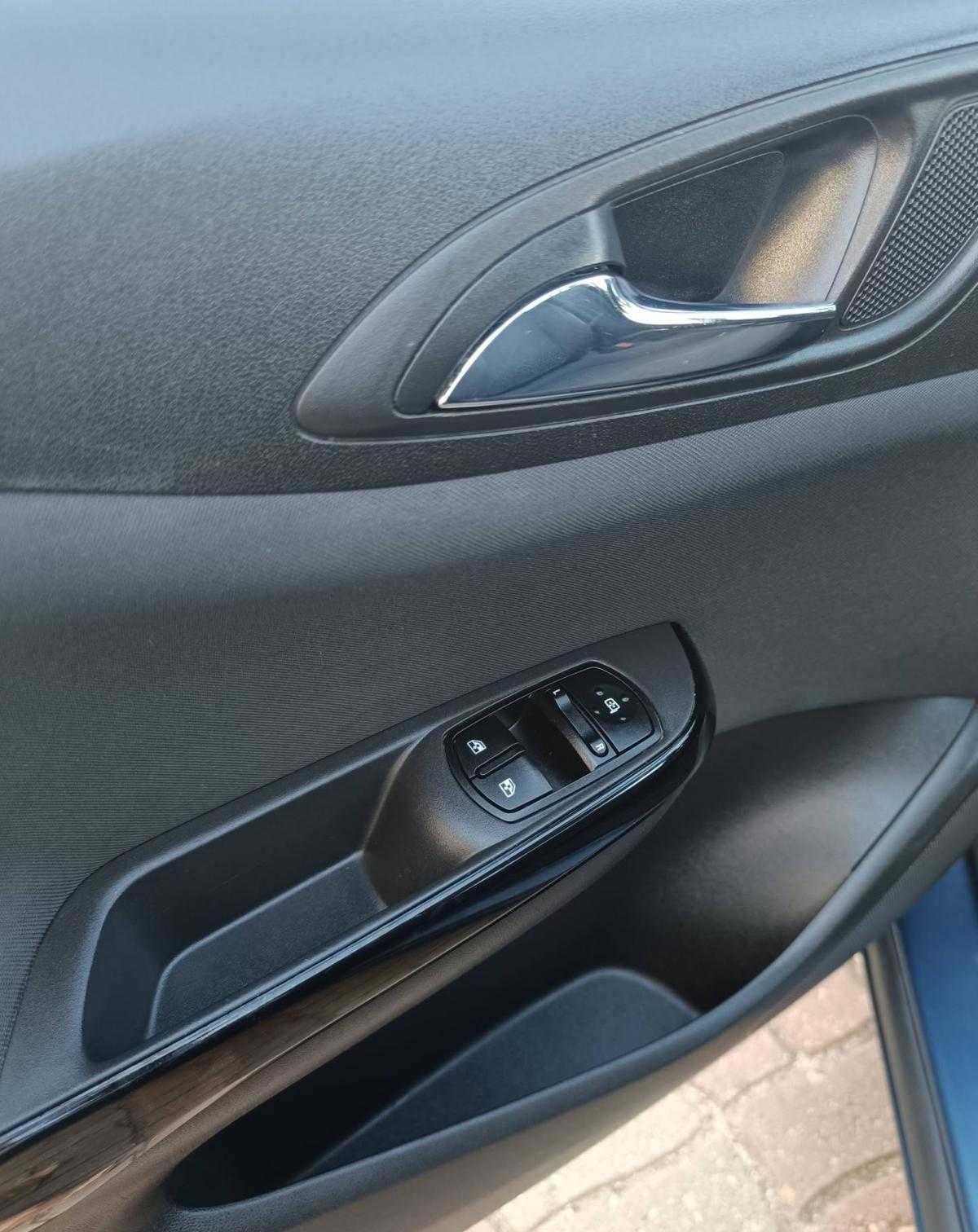 opel-corsa-2015-gasolina-1229cc