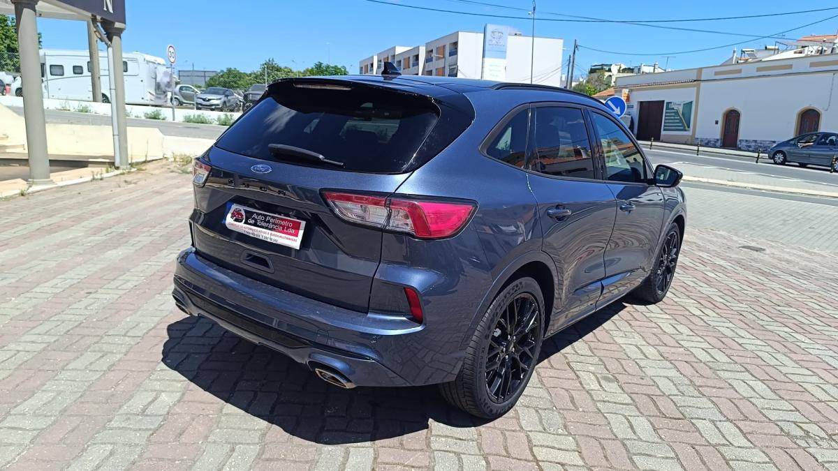 ford-kuga-2023-gasolina-1499cc
