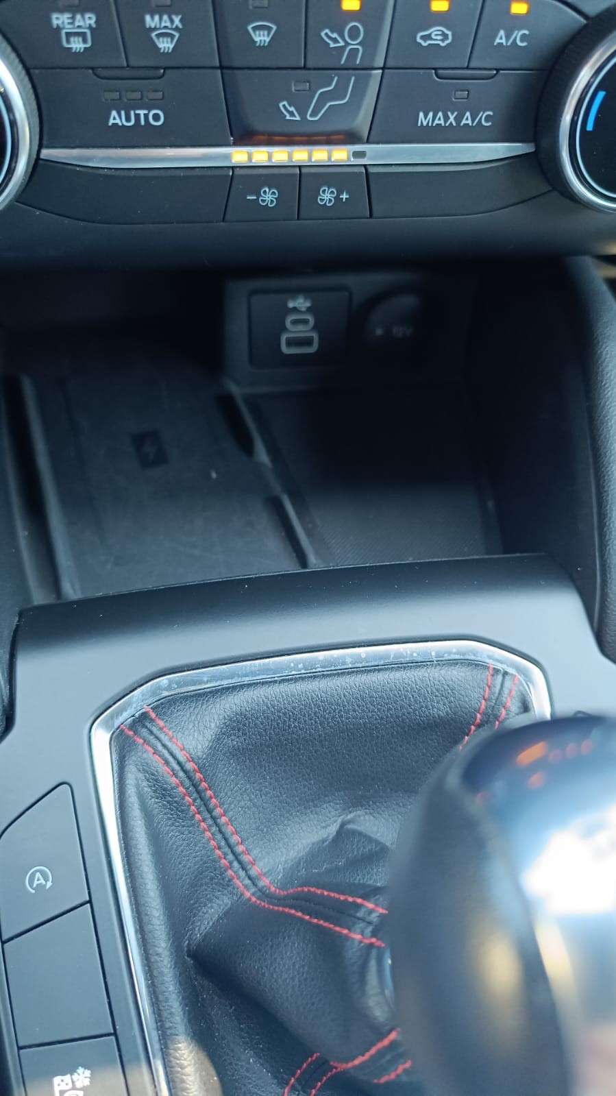 ford-kuga-2023-gasolina-1499cc