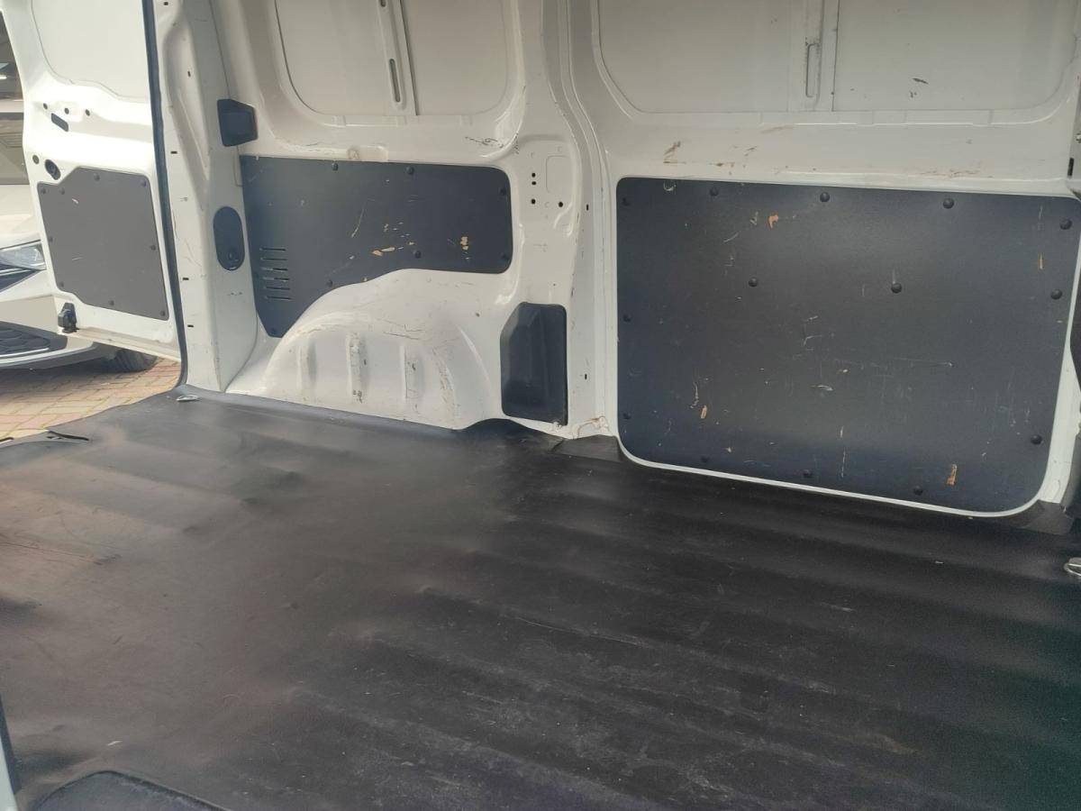 peugeot-expert-2019-diesel-1499cc
