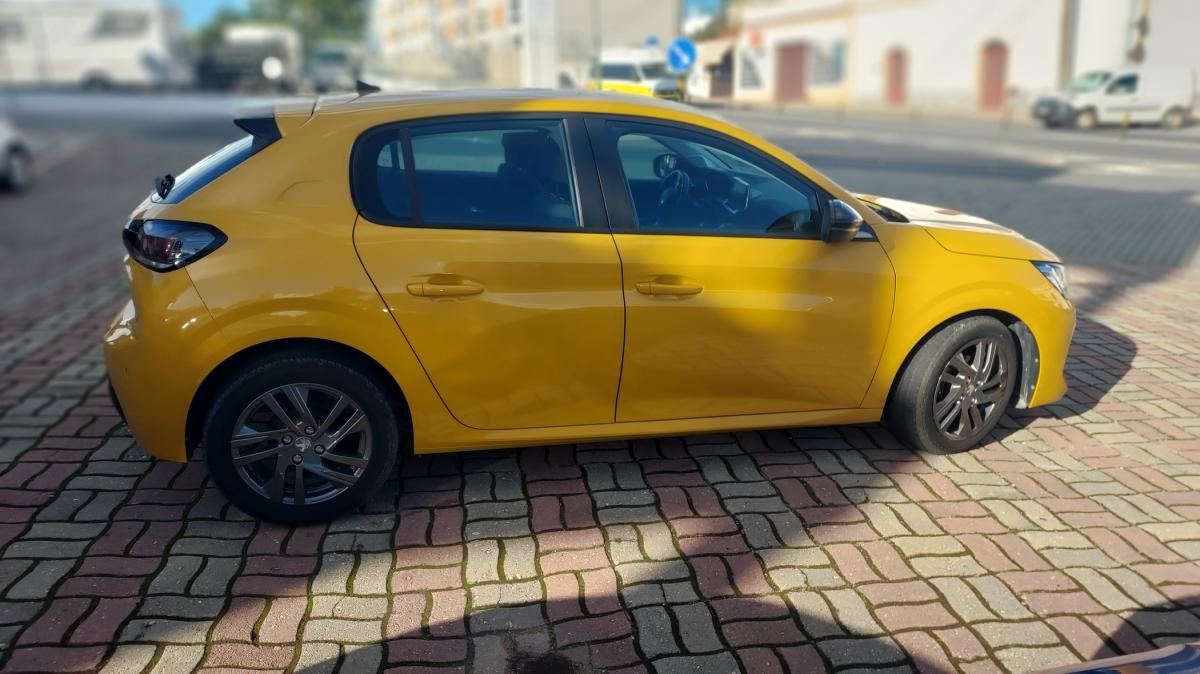 peugeot-208-2022-gasolina-1199cc