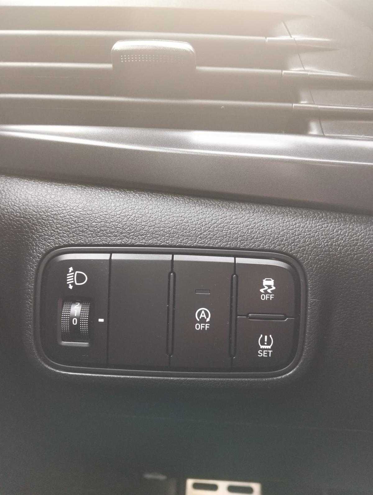 hyundai-bayon-2023-gasolina-998cc
