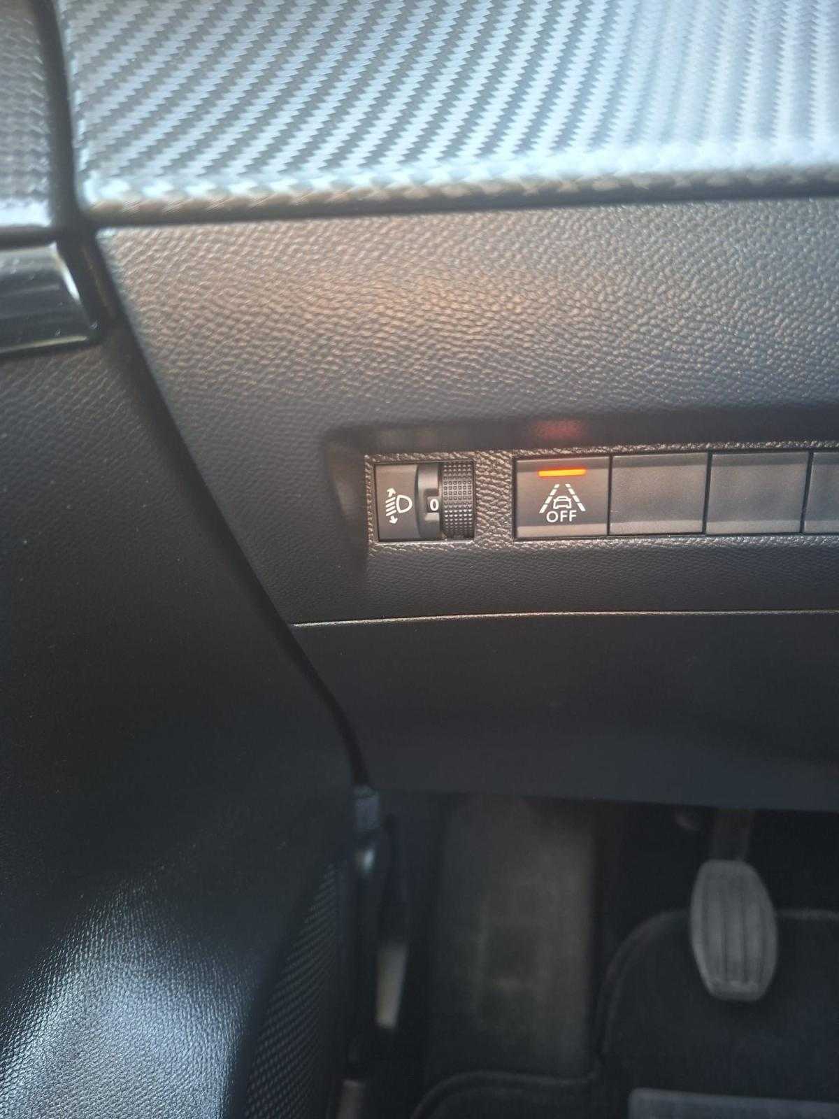 peugeot-208-2022-gasolina-1199cc