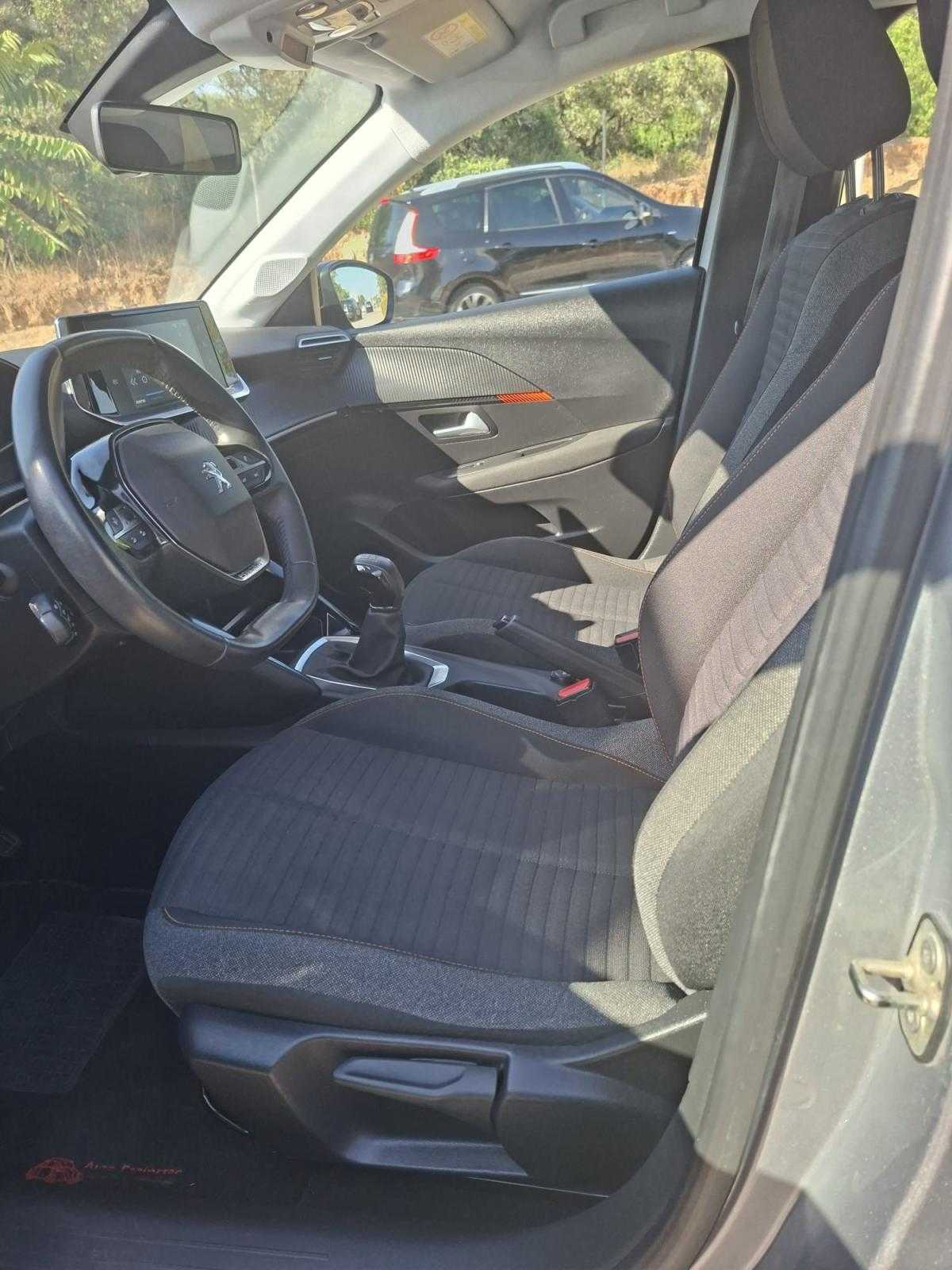 peugeot-208-2022-gasolina-1199cc