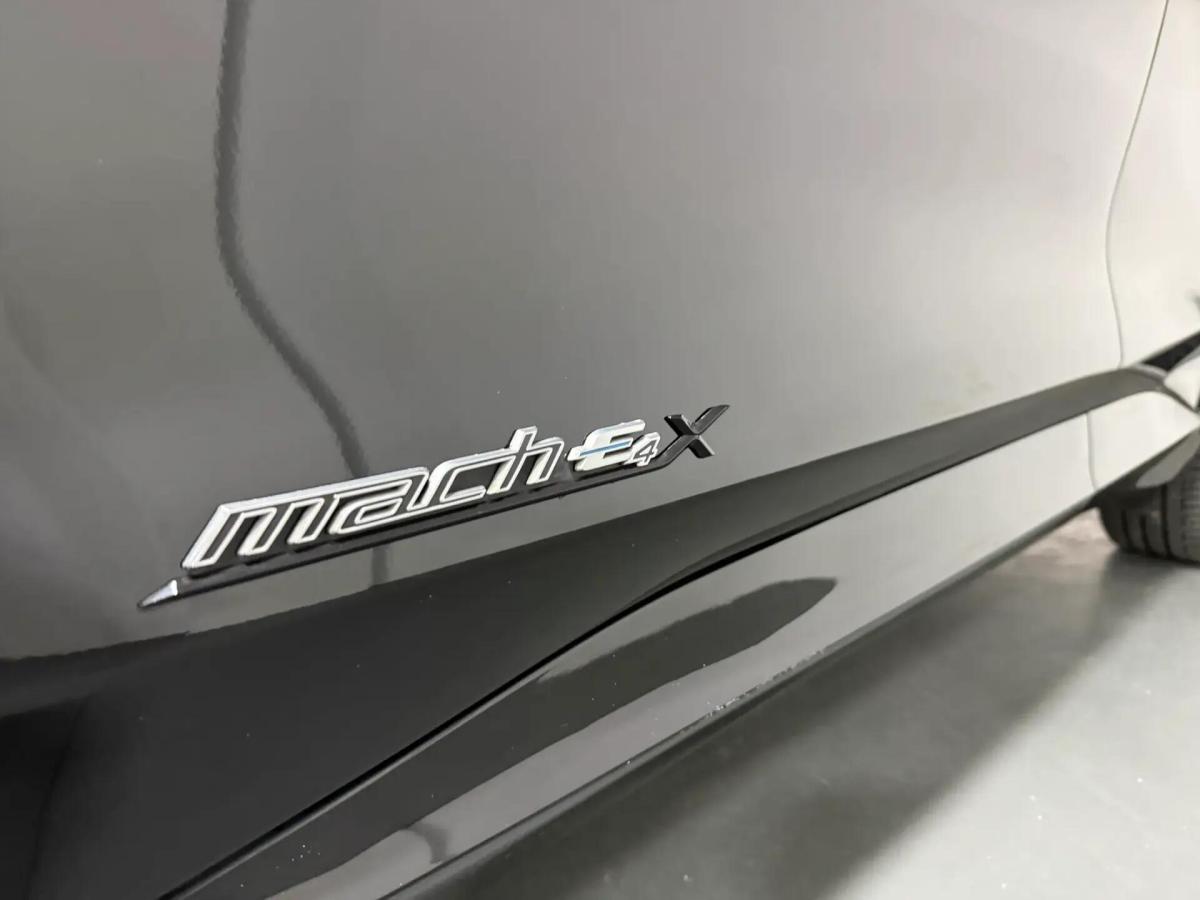 ford-mustang-mach-e-2024-eletrico-0cc