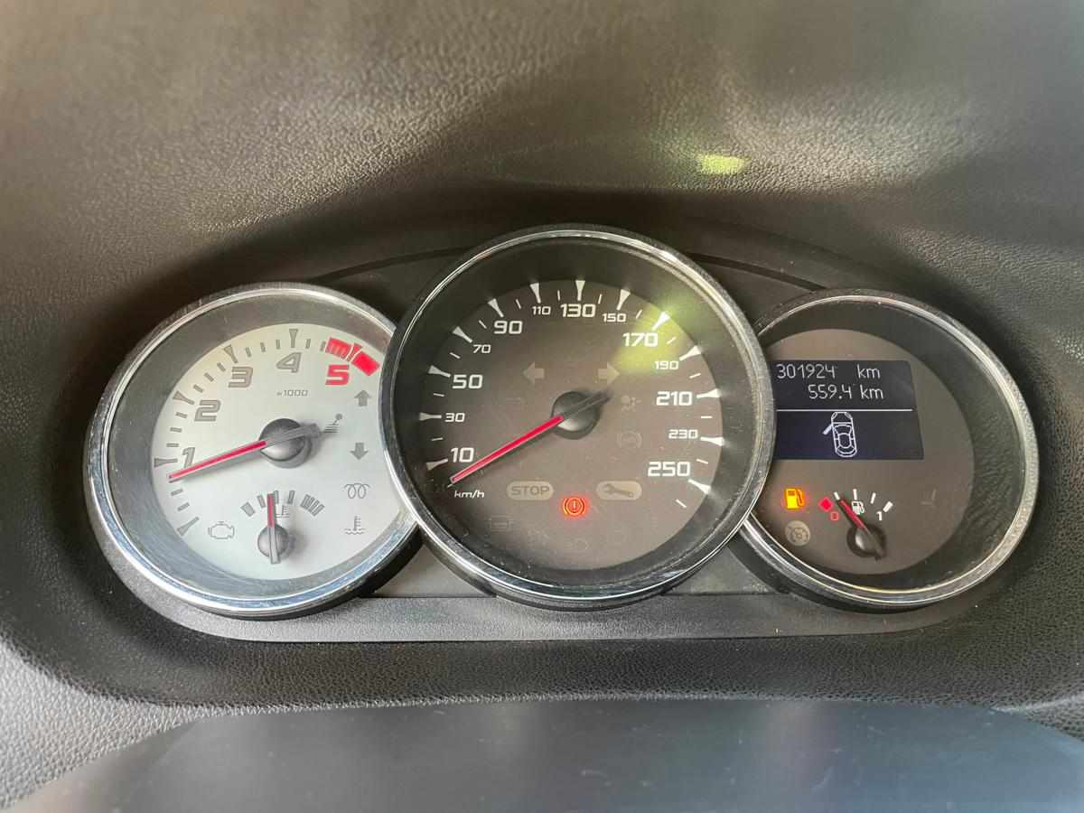 renault-megane-1-5-dci-2010-diesel-1461cc