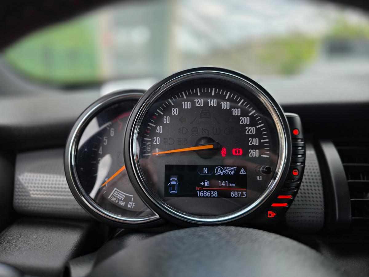 mini-hatch-1-5-2014-gasolina-1499cc