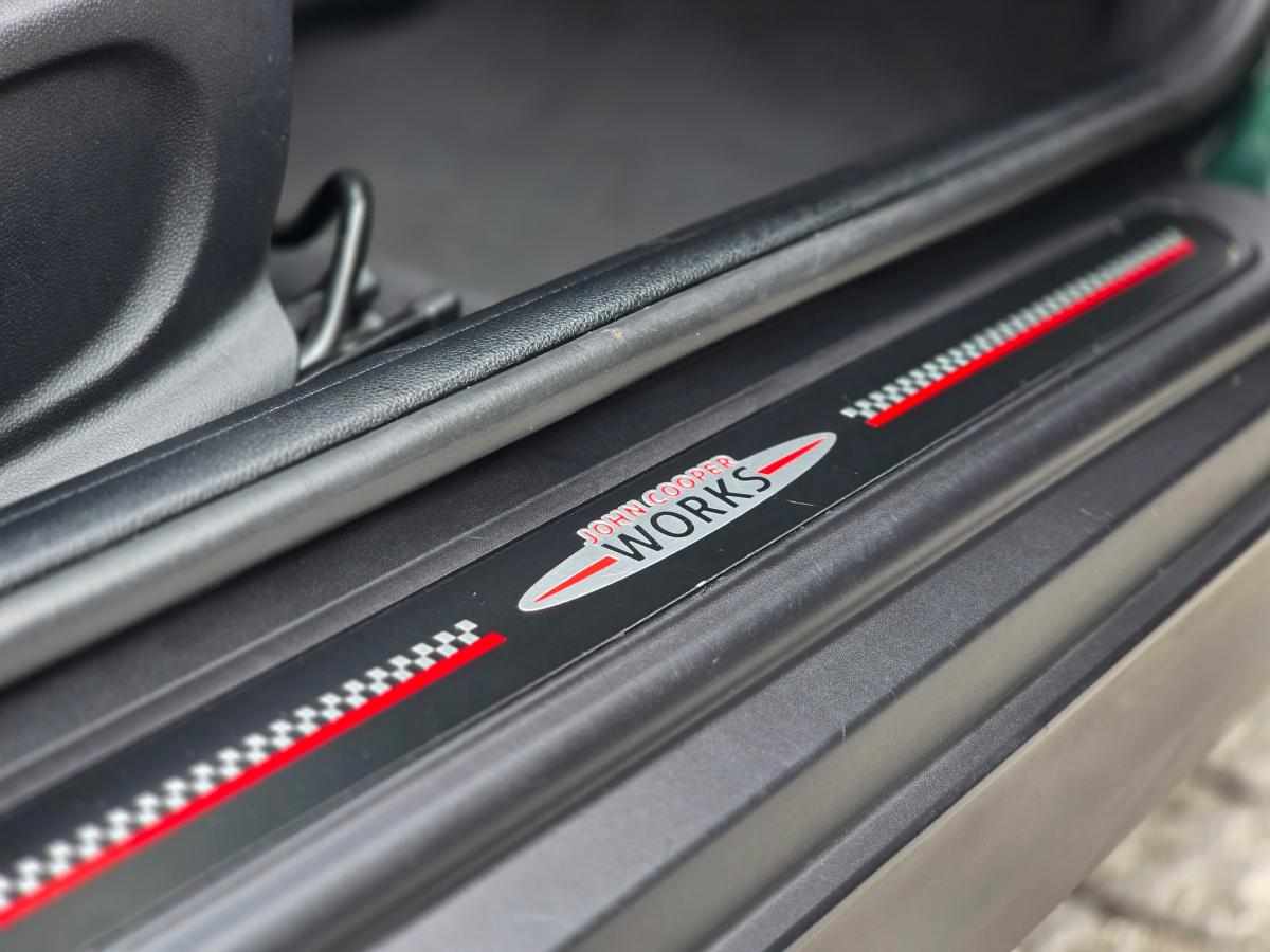 mini-hatch-1-5-2014-gasolina-1499cc