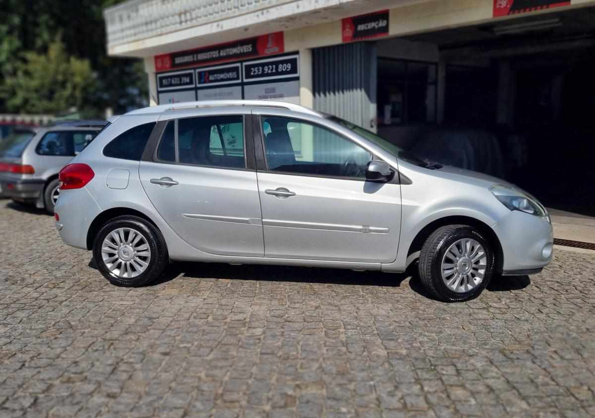 renault-clio-break-2011-diesel-1461cc