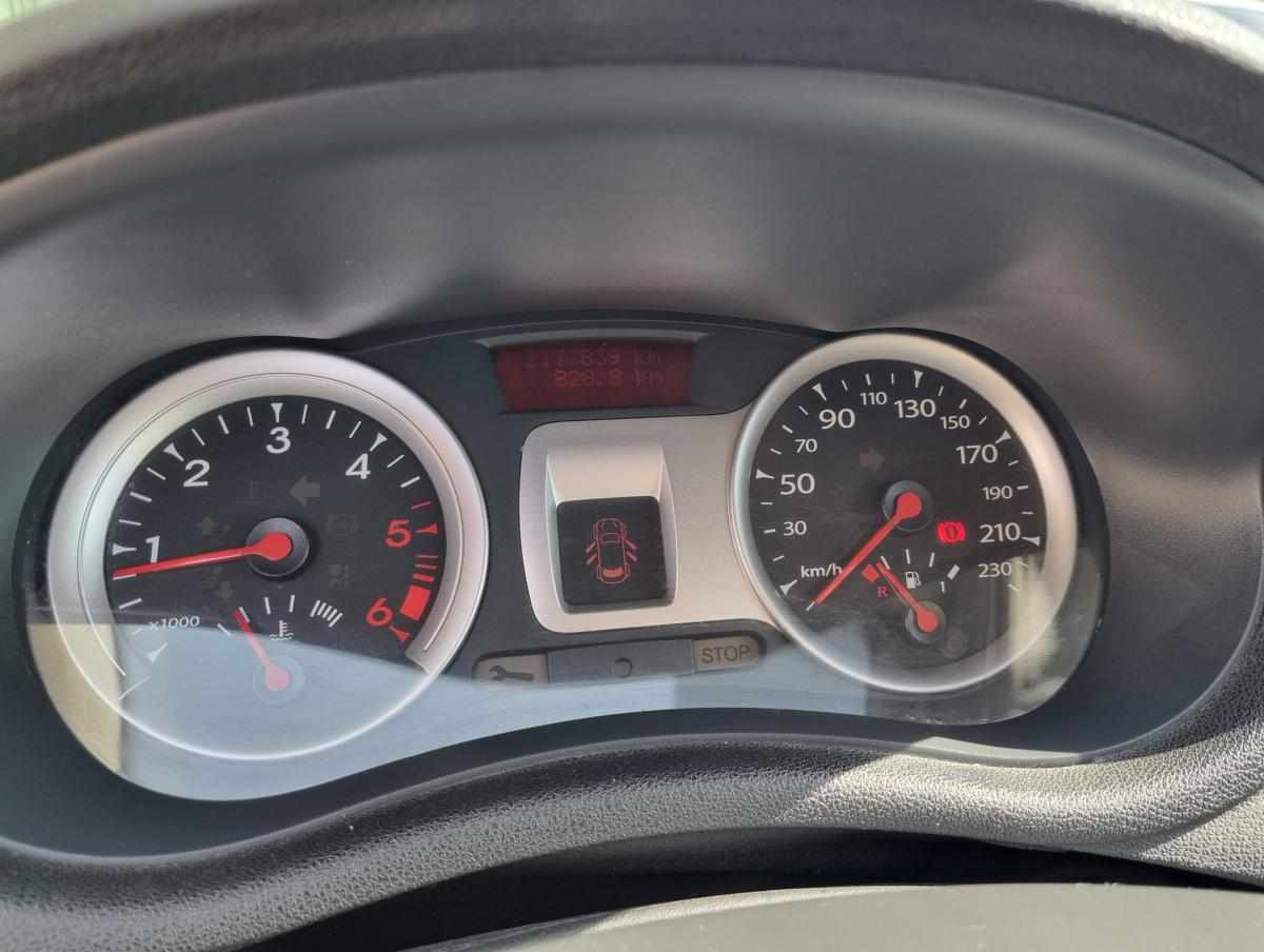 renault-clio-break-2011-diesel-1461cc