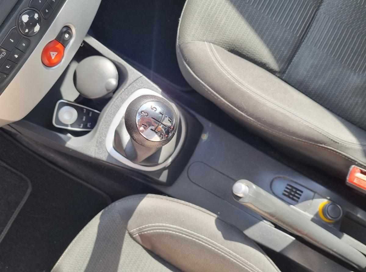 renault-clio-break-2011-diesel-1461cc