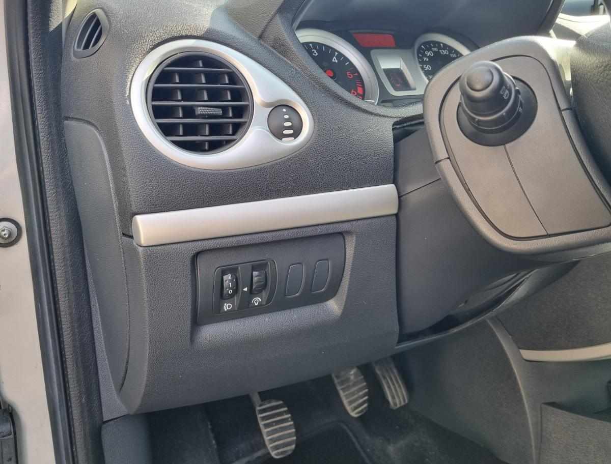 renault-clio-break-2011-diesel-1461cc