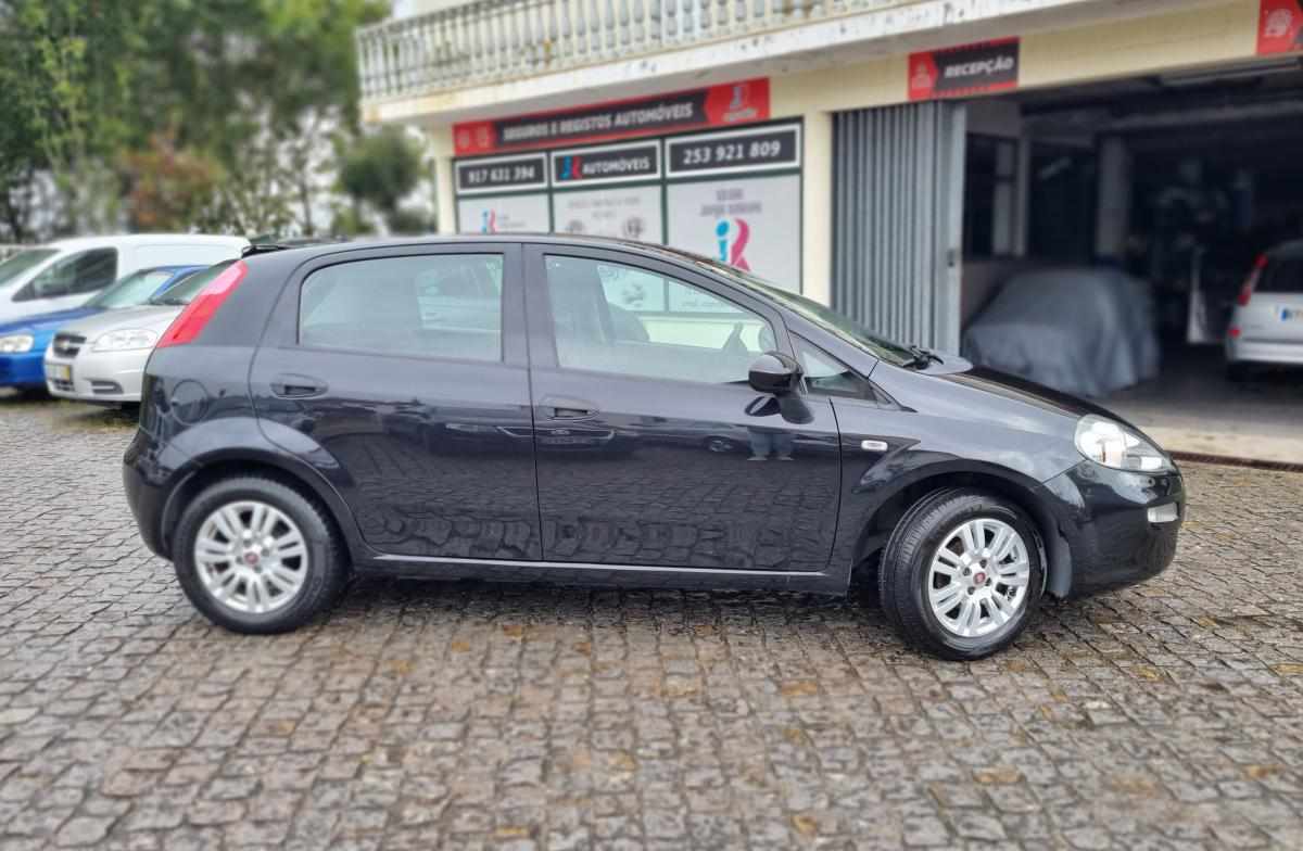 fiat-punto-1-2-2016-gasolina-1242cc