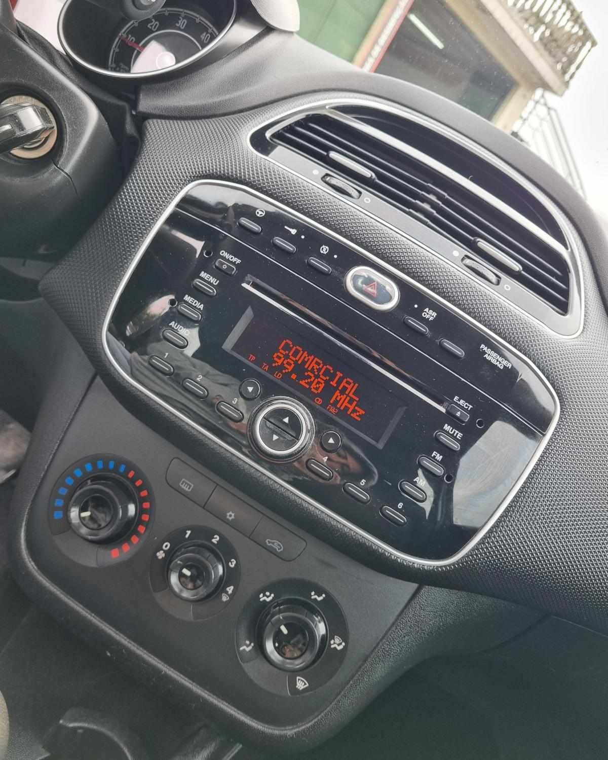 fiat-punto-1-2-2016-gasolina-1242cc