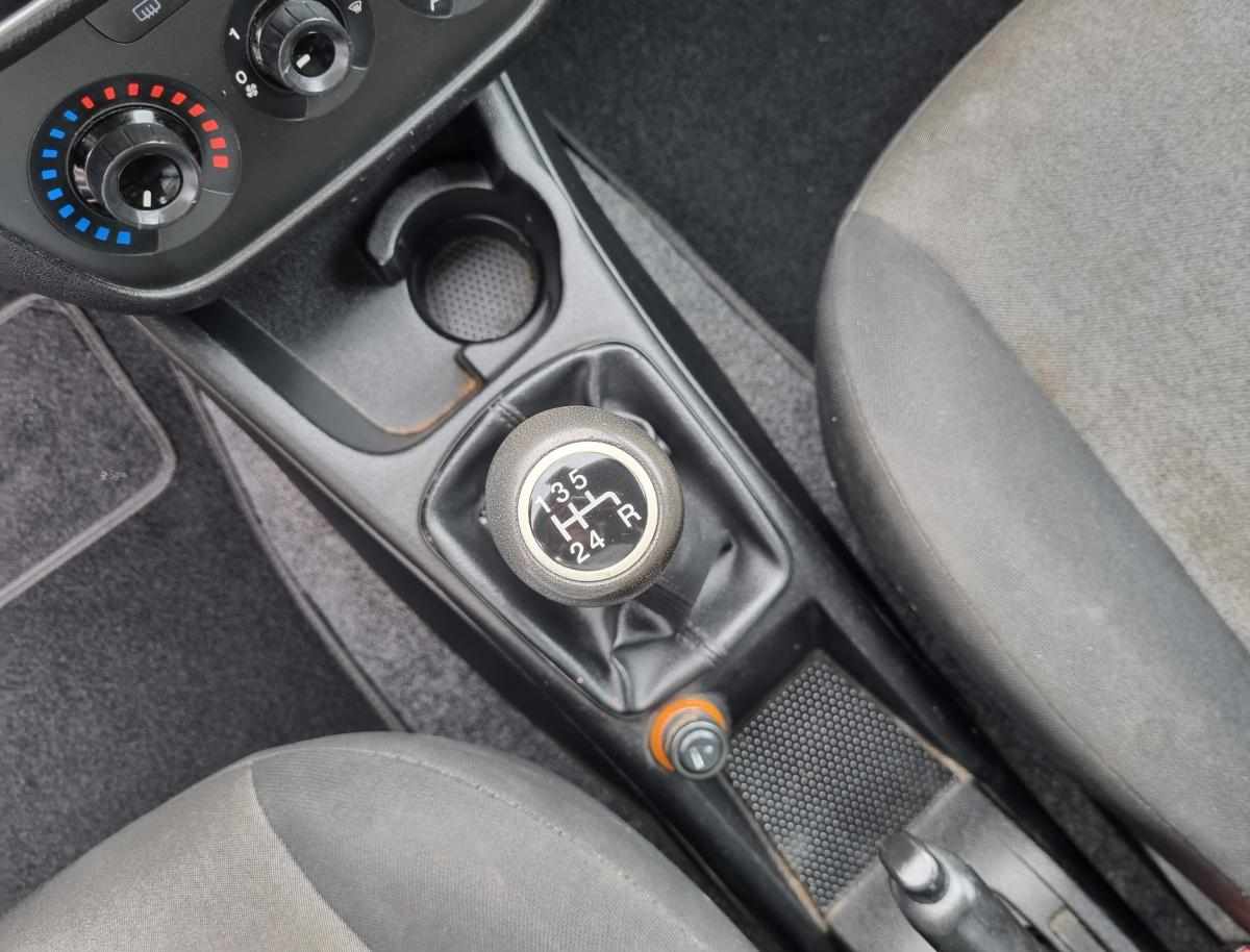 fiat-punto-1-2-2016-gasolina-1242cc