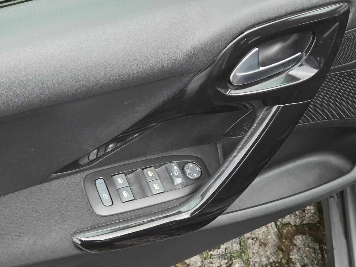 peugeot-2008-1-2-puretech-2019-gasolina-1199cc