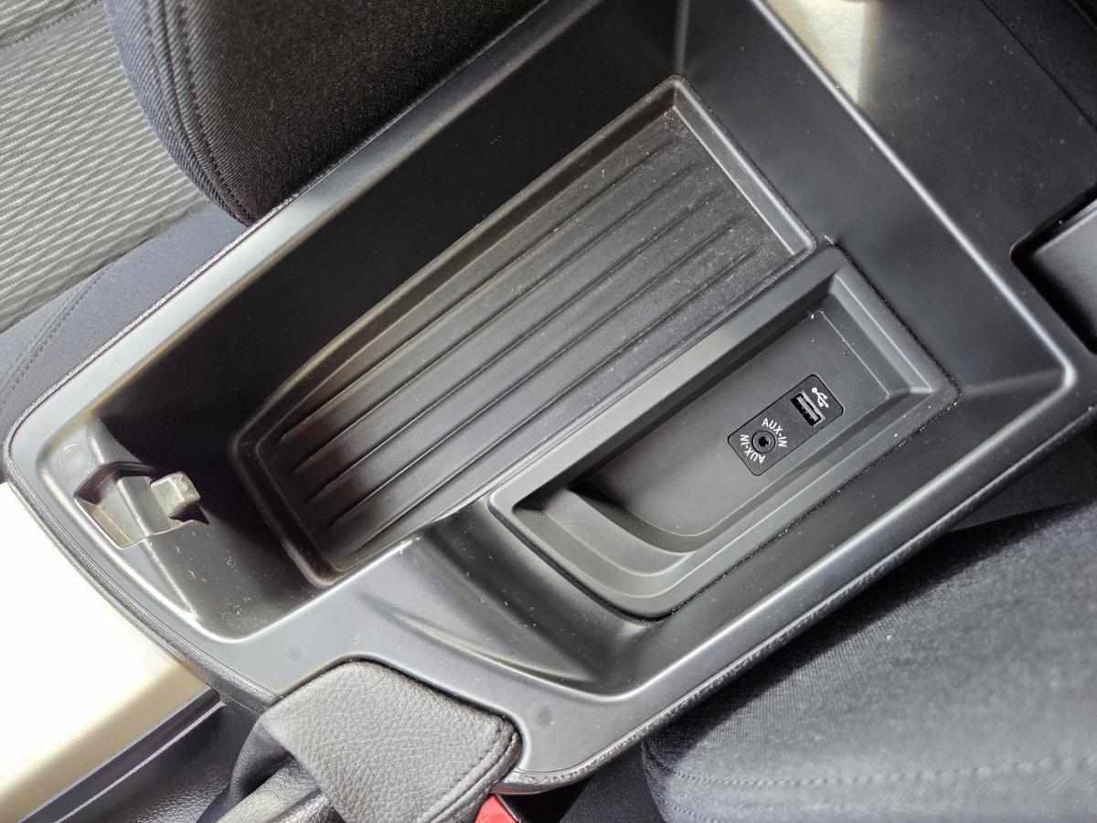 bmw-serie-1-114d-2015-diesel-1598cc