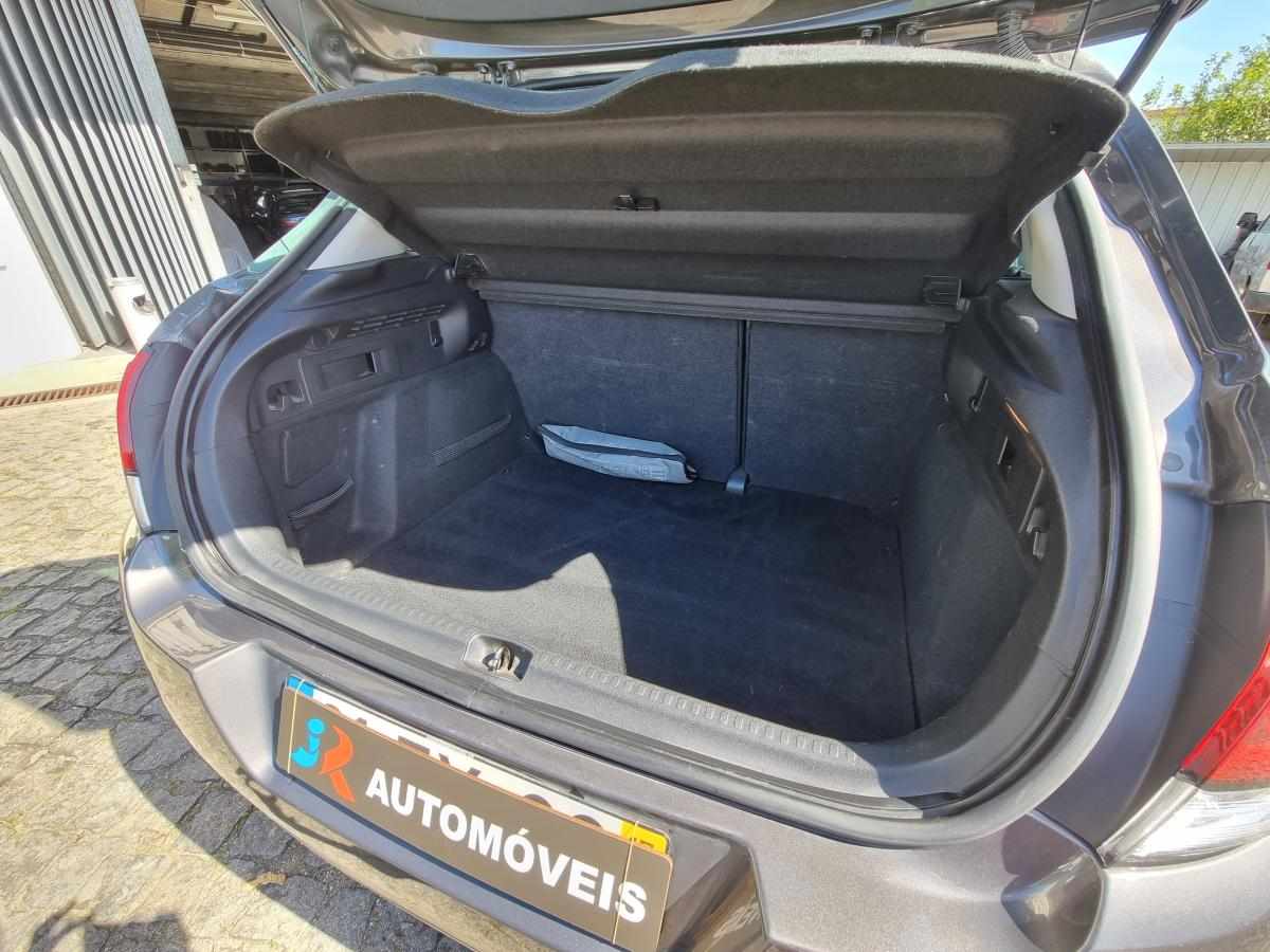 citroen-c4-1-6-bluehdi-2017-diesel-1560cc