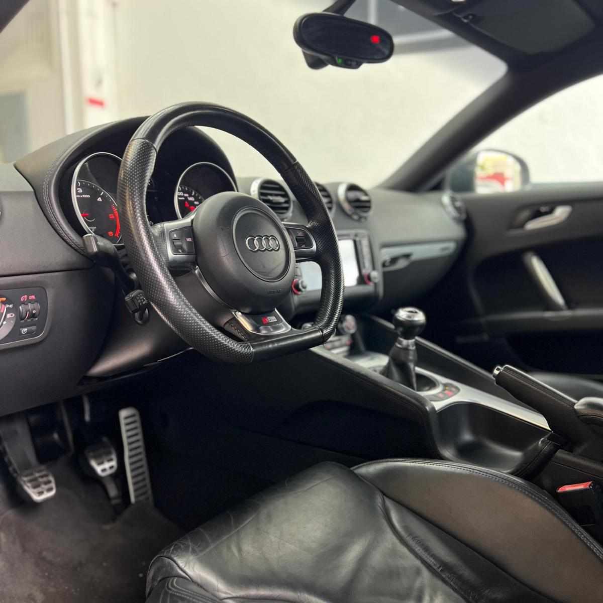 audi-tt-2-0-tdi-dpf-quattro-2008-diesel-1968cc