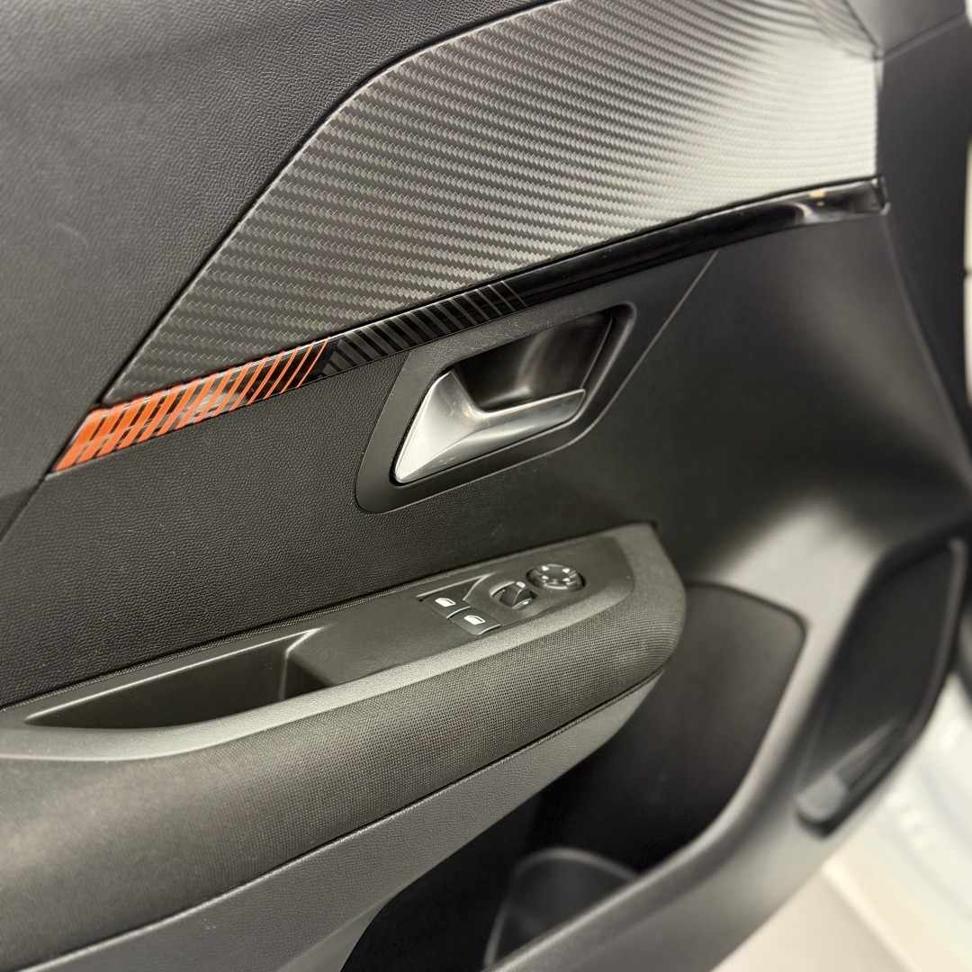 peugeot-208-2022-gasolina-1199cc