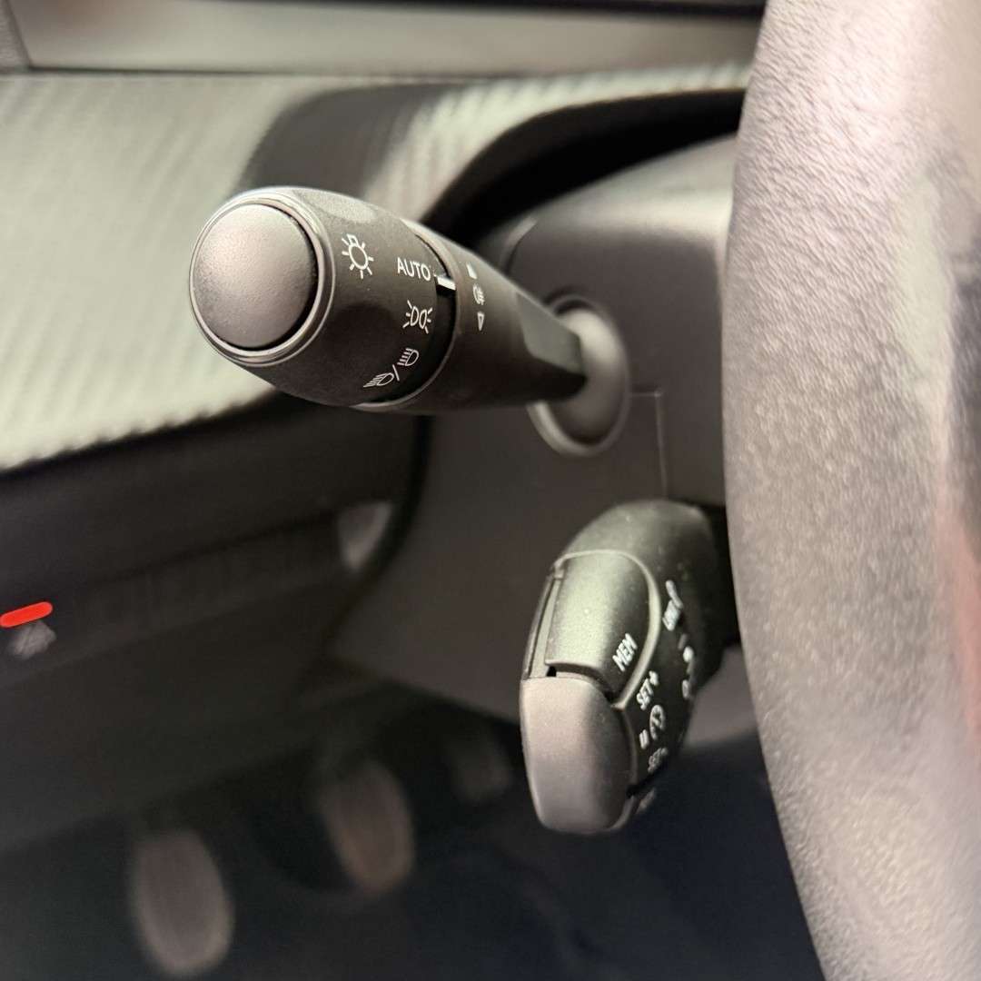 peugeot-208-2022-gasolina-1199cc