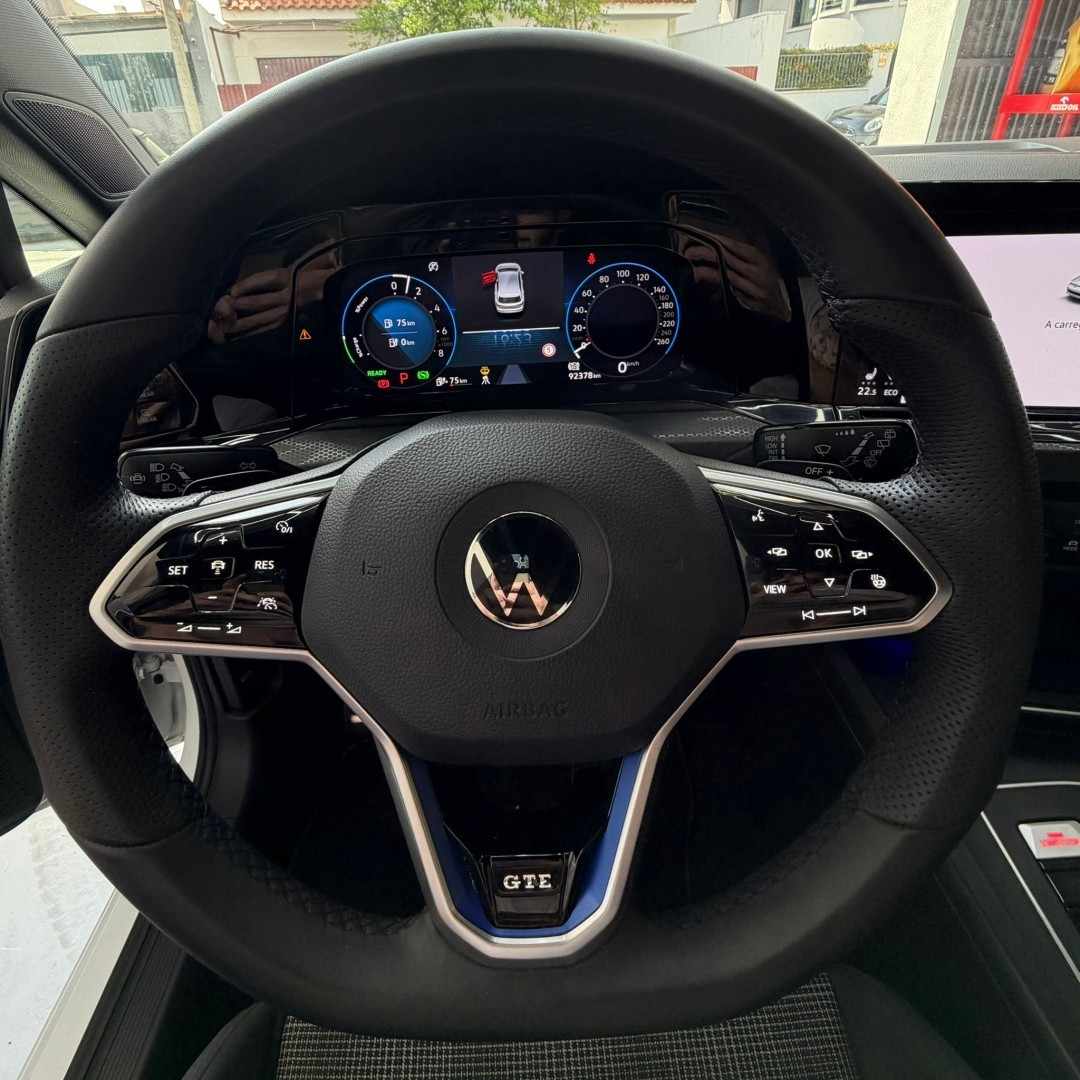 volkswagen-golf-2021-hibrido-1395cc