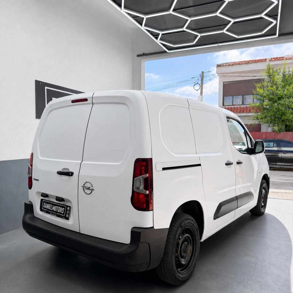 opel-combo-1-5-bluehdi-l2-2020-diesel-1499cc