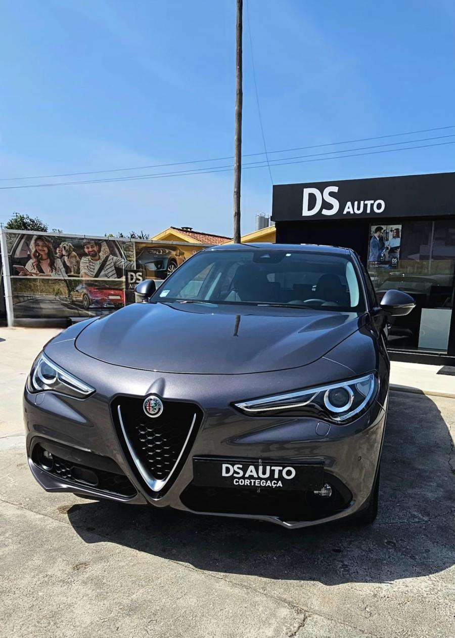 alfa-romeo-stelvio-2018-diesel-2143cc