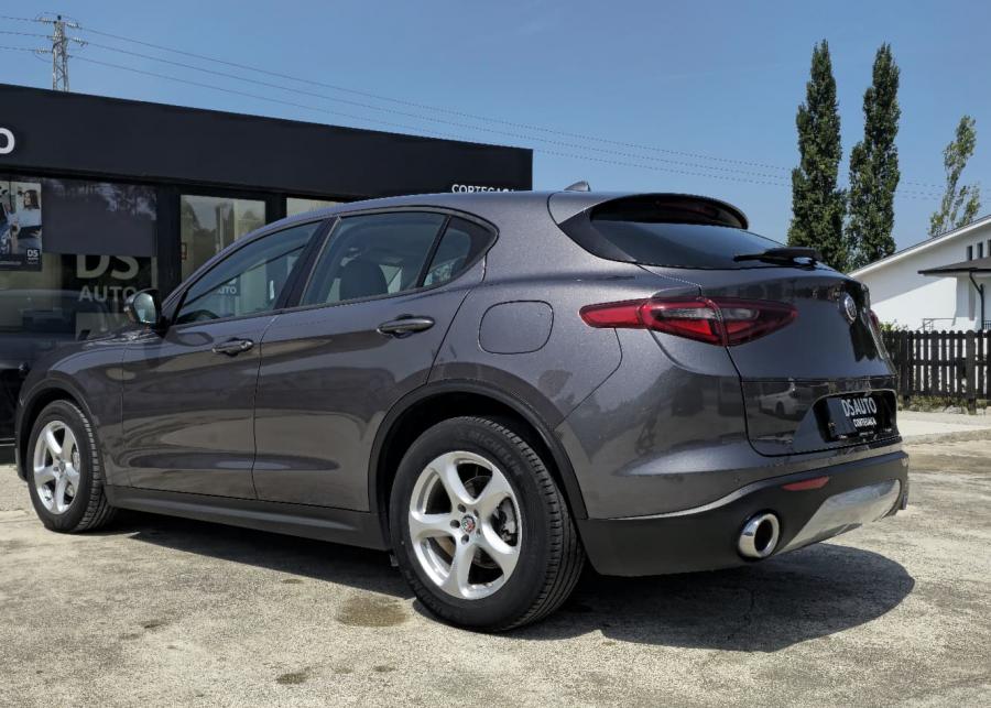alfa-romeo-stelvio-2018-diesel-2143cc