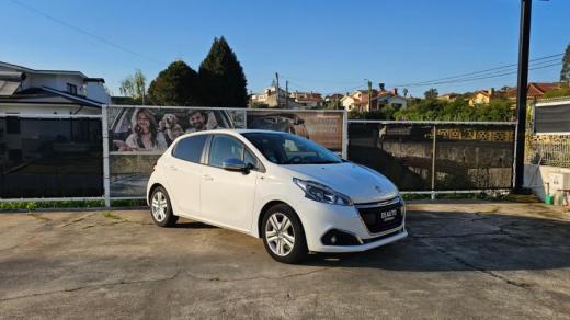 peugeot-208-2017-gasolina-1199cc