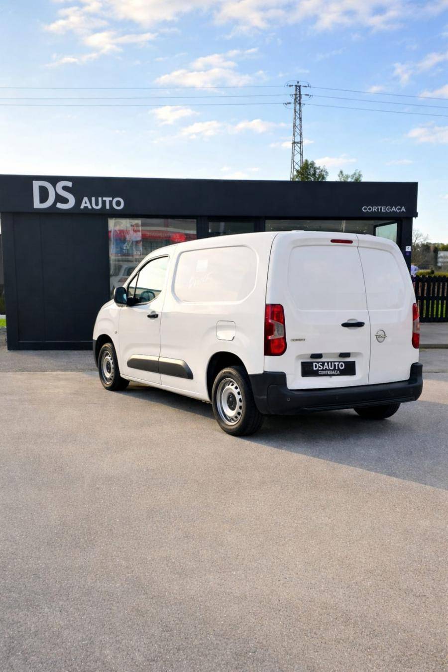 opel-combo-2021-diesel-1499cc