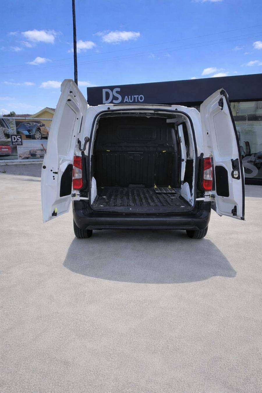 opel-combo-2021-diesel-1499cc