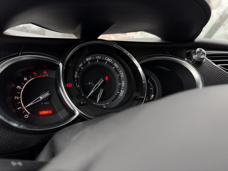 ds-ds-3-2017-diesel-1560cc