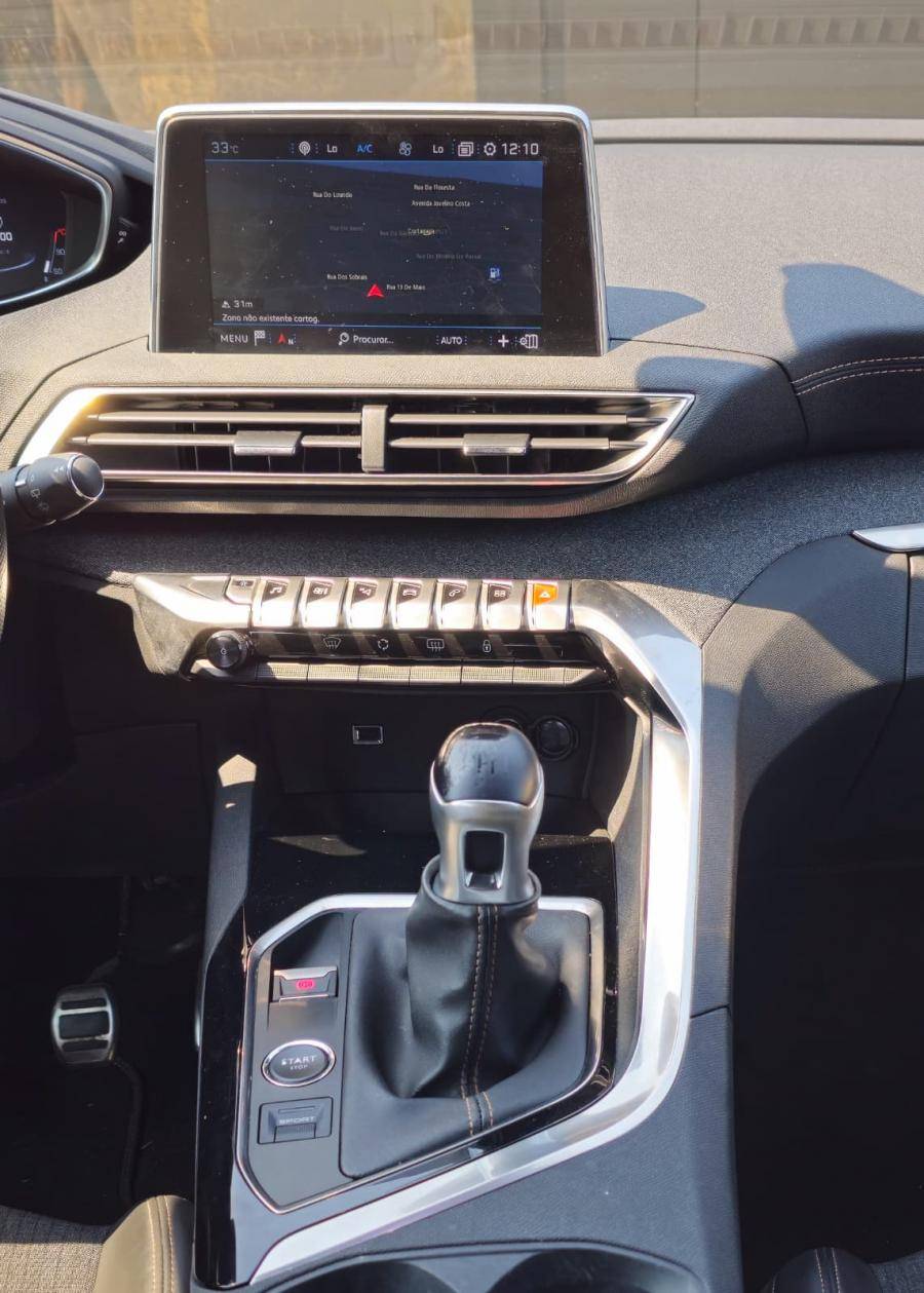 peugeot-5008-2018-diesel-1499cc