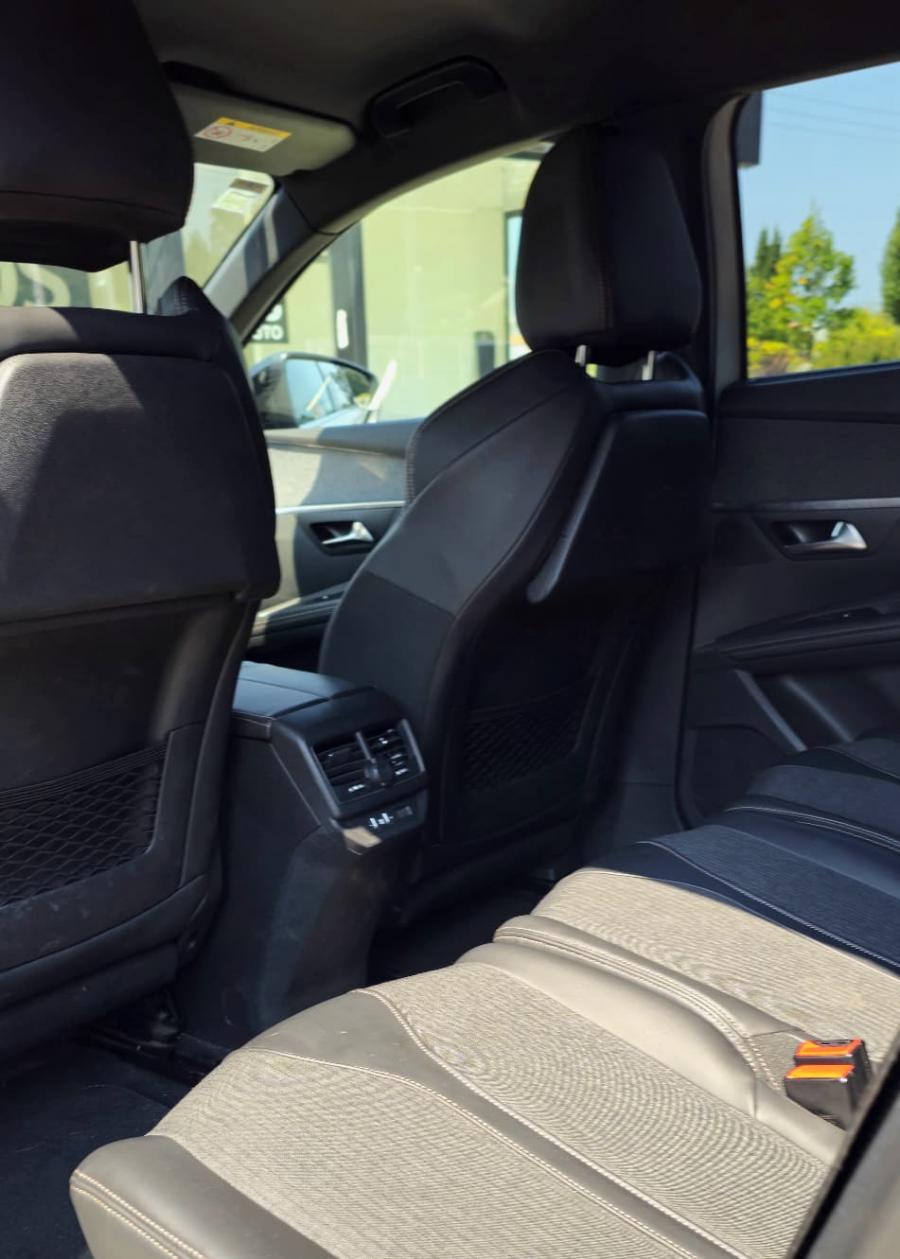 peugeot-5008-2018-diesel-1499cc