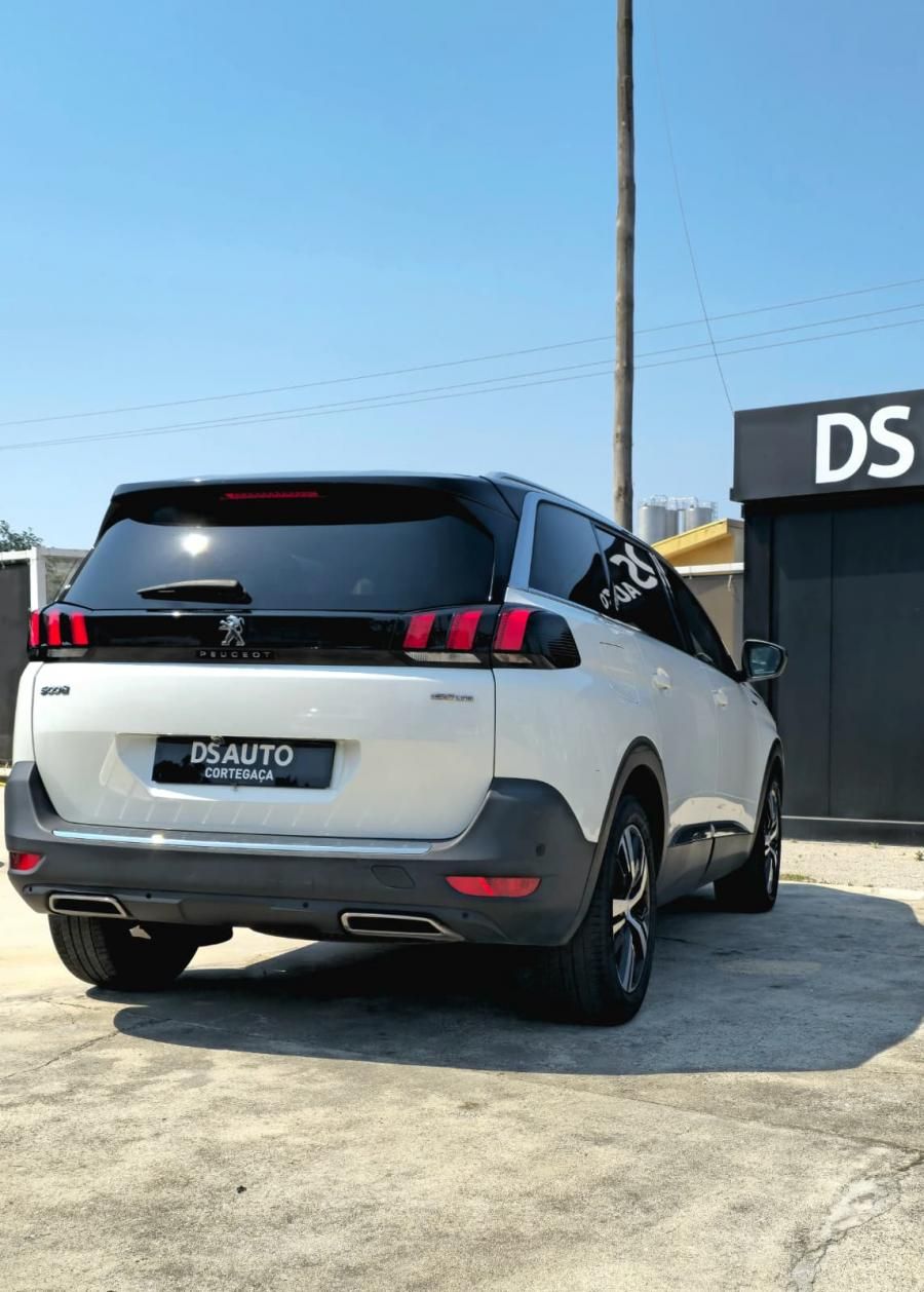 peugeot-5008-2018-diesel-1499cc