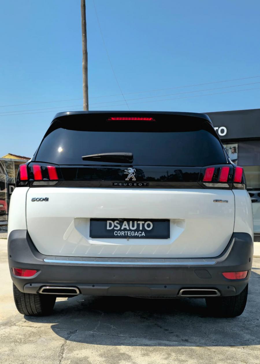 peugeot-5008-2018-diesel-1499cc