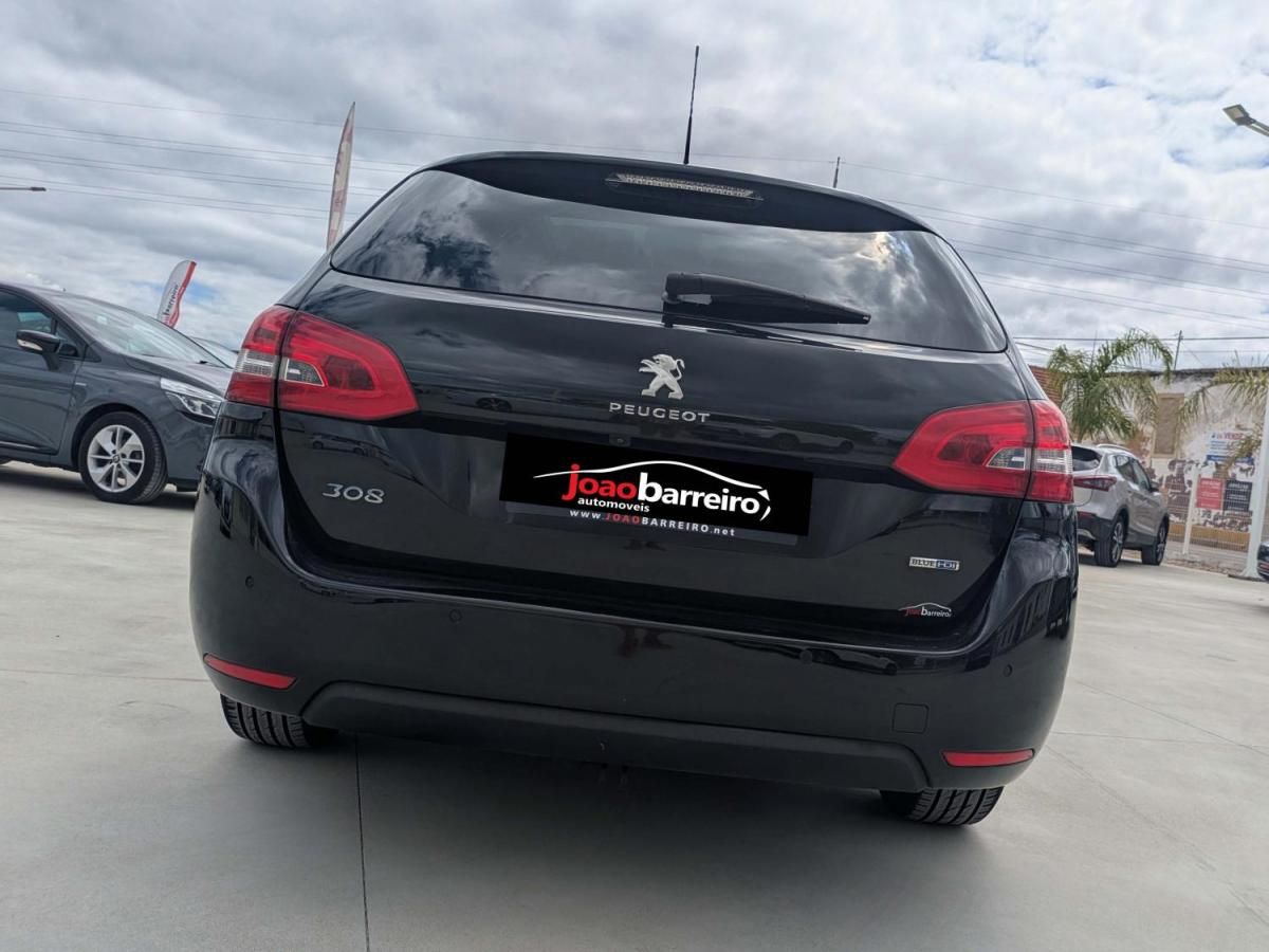 peugeot-308-sw-2015-diesel-1560cc