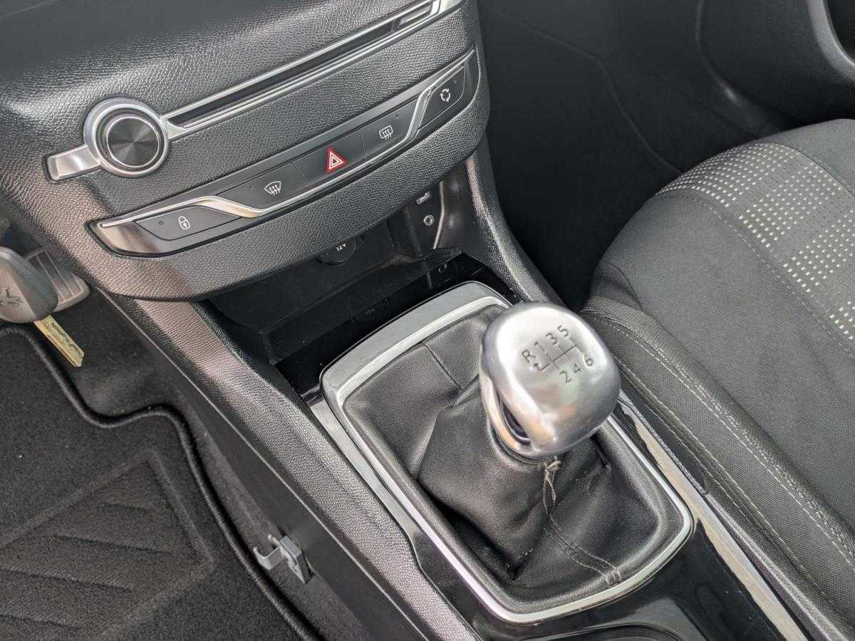 peugeot-308-sw-2015-diesel-1560cc