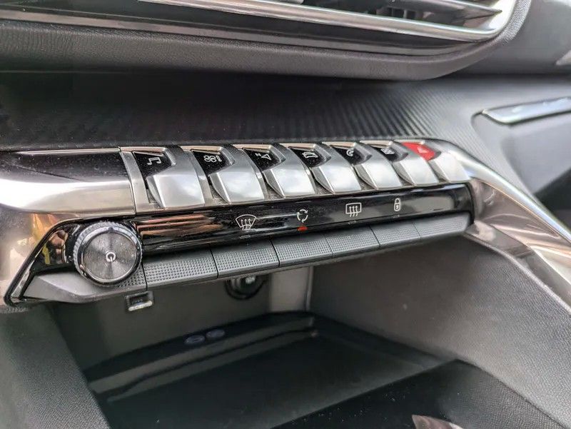 peugeot-3008-2020-diesel-1499cc