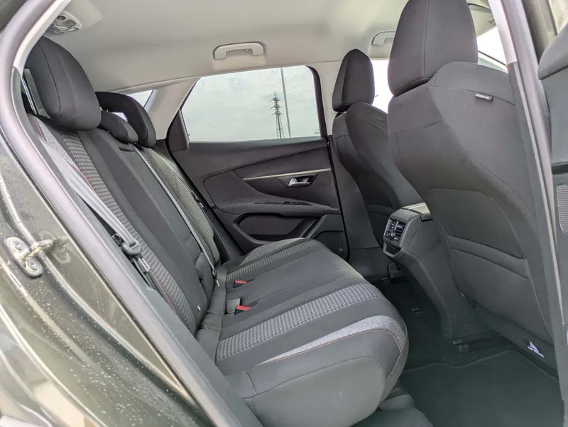 peugeot-3008-2020-diesel-1499cc