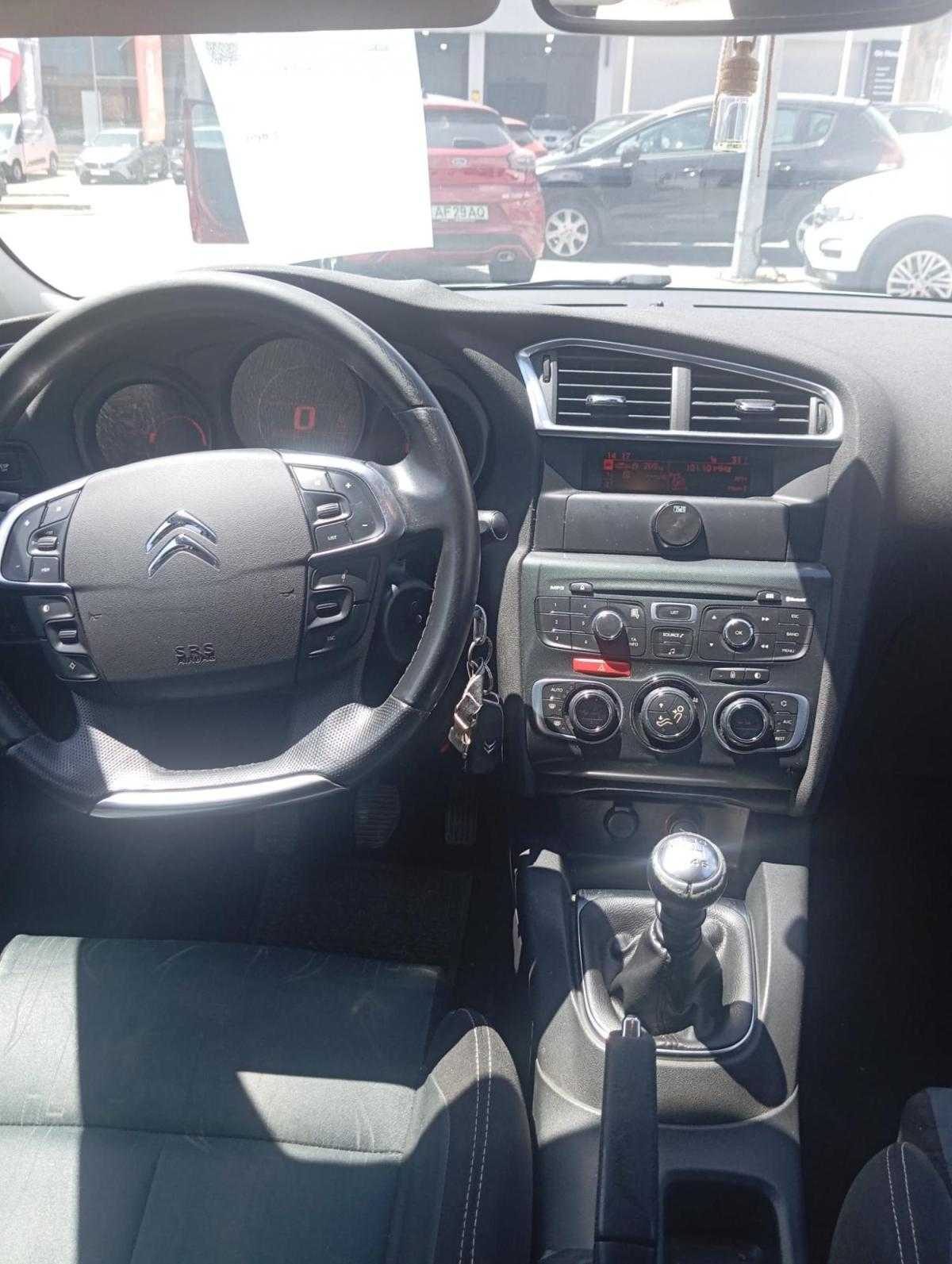 citroen-c4-2011-diesel-1560cc