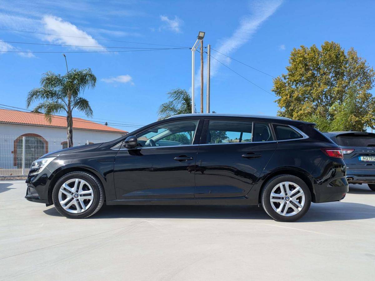 renault-megane-sport-tourer-2017-diesel-1461cc