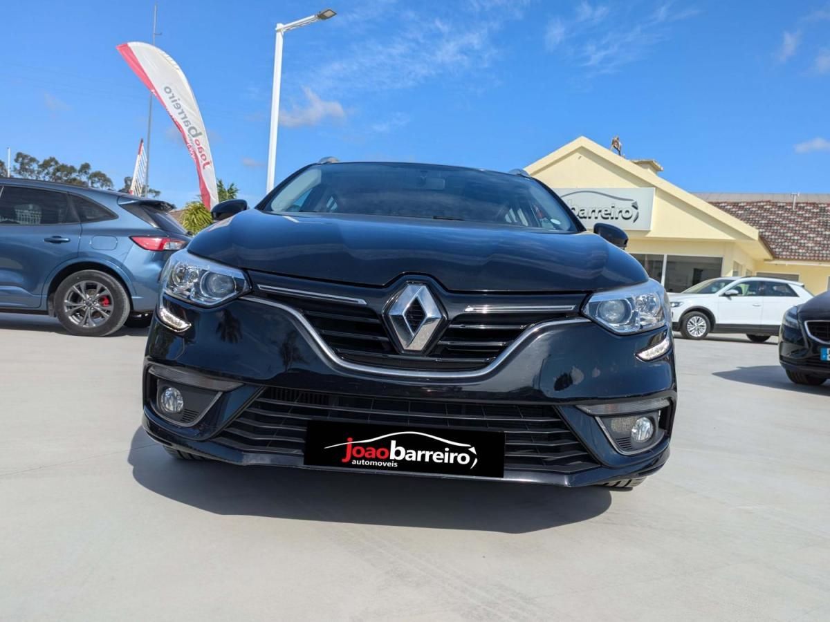 renault-megane-sport-tourer-2017-diesel-1461cc
